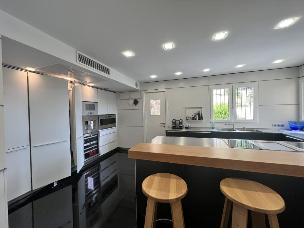 5 soverom Villa til salgs i Pollensa / Pollenca med svømmebasseng garasje - € 3 500 000 (Ref: 8222804)