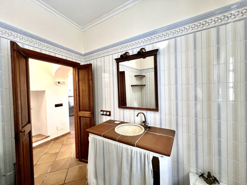 4 soveværelse Villa til salg i Buger med swimmingpool - € 1.100.000 (Ref: 8333919)