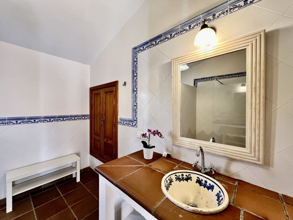 4 soveværelse Villa til salg i Buger med swimmingpool - € 1.100.000 (Ref: 8333919)