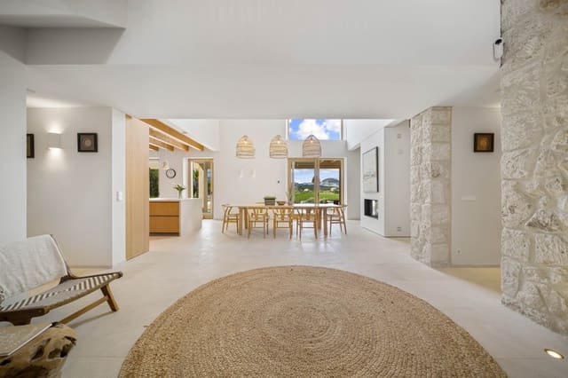 5 soveværelse Villa til salg i Alcúdia med swimmingpool - € 4.200.000 (Ref: 8377839)