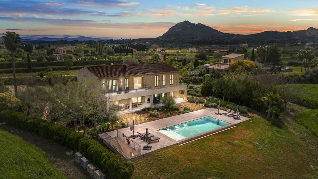 5 soveværelse Villa til salg i Alcudia med swimmingpool - € 4.200.000 (Ref: 8377839)
