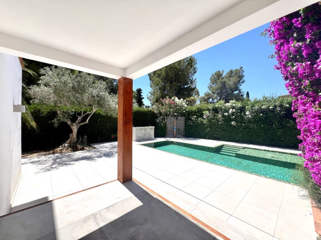 4 soveværelse Villa til salg i Alcudia med swimmingpool - € 2.200.000 (Ref: 8385392)