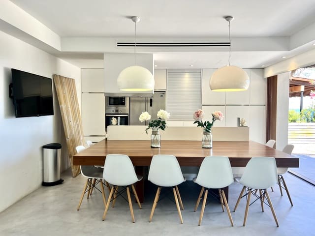 4 soveværelse Villa til salg i Alcúdia med swimmingpool - € 2.200.000 (Ref: 8385392)