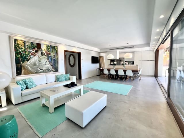 4 soveværelse Villa til salg i Alcúdia med swimmingpool - € 2.200.000 (Ref: 8385392)