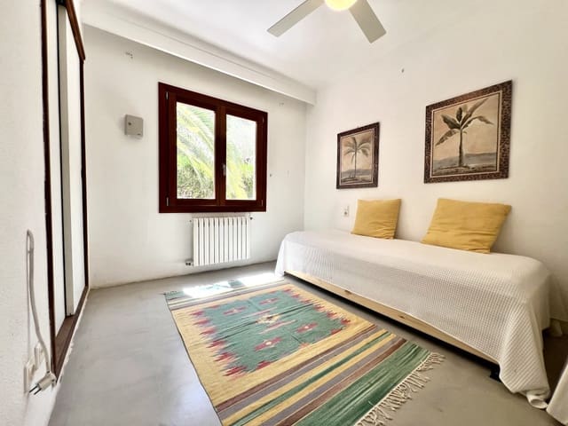 4 soveværelse Villa til salg i Alcúdia med swimmingpool - € 2.200.000 (Ref: 8385392)