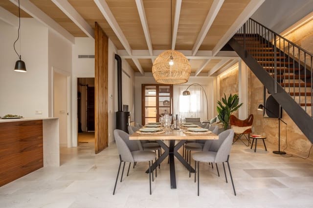 4 soveværelse Villa til salg i Pollensa / Pollença med swimmingpool - € 1.675.000 (Ref: 8626806)