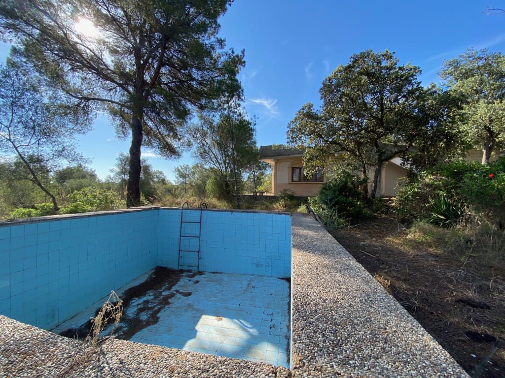 2 bedroom Villa for sale in Sencelles with pool - € 649,000 (Ref: 8715377)