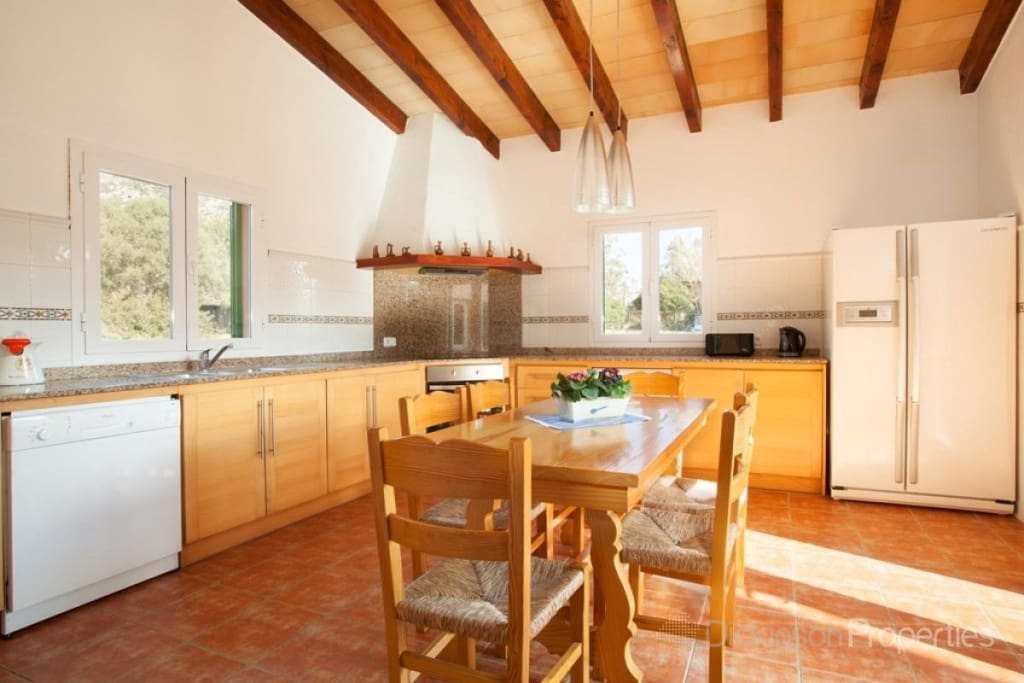 5 soveværelse Finca/Landehus til salg i Pollensa / Pollenca med swimmingpool - € 1.909.000 (Ref: 8721970)