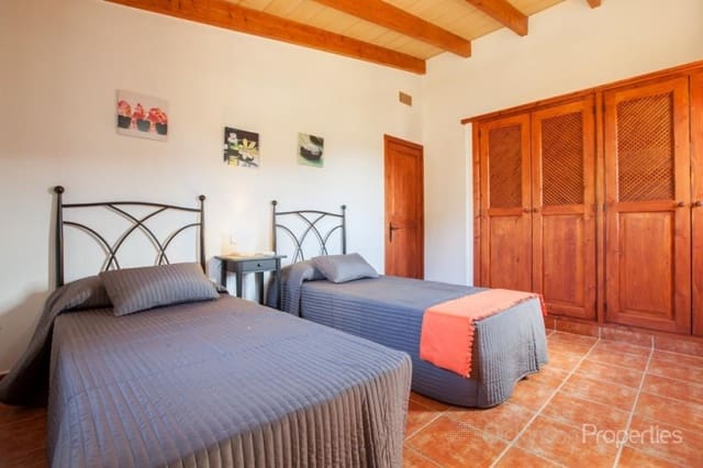 5 soveværelse Finca/Landehus til salg i Pollensa / Pollença med swimmingpool - € 1.909.000 (Ref: 8721970)