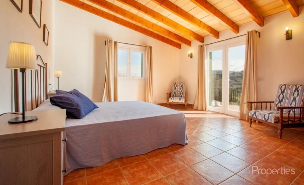 5 soveværelse Finca/Landehus til salg i Pollensa / Pollenca med swimmingpool - € 1.909.000 (Ref: 8721970)