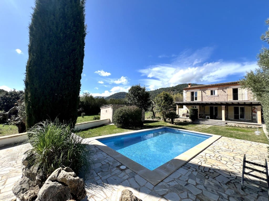 5 soveværelse Finca/Landehus til salg i Pollensa / Pollenca med swimmingpool - € 1.909.000 (Ref: 8721970)
