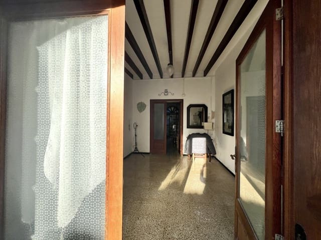 Chalet de 6 habitaciones en Selva en venta con garaje - 650.000 € (Ref: 8723873)