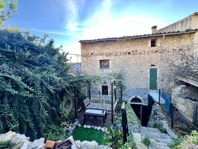 Chalet de 6 habitaciones en Selva en venta con garaje - 650.000 € (Ref: 8723873)