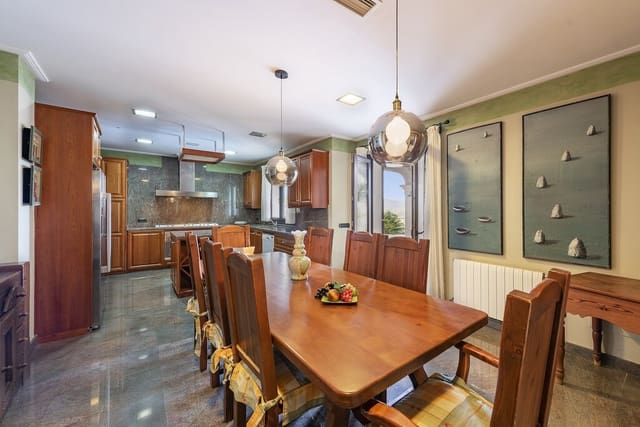 5 bedroom Villa for sale in Búger with pool - € 3,100,000 (Ref: 8957380)