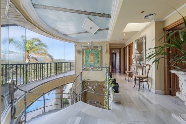 5 bedroom Villa for sale in Búger with pool - € 3,100,000 (Ref: 8957380)