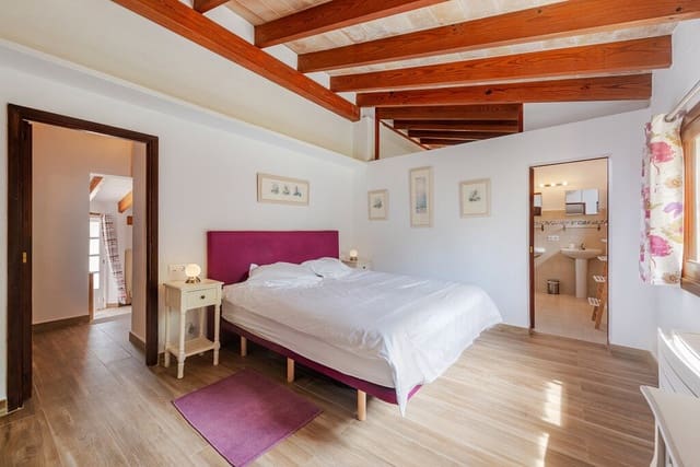 5 sovrum Villa till salu i Port de Pollença, Pollensa / Pollença med pool garage - 1 800 000 € (Ref: 8982470)