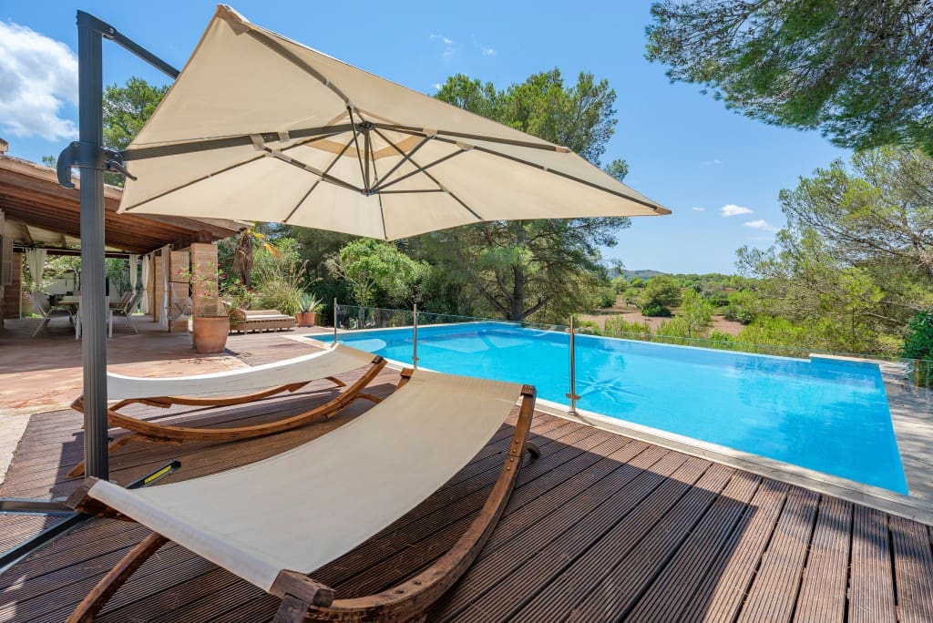 5 soveværelse Villa til salg i Arta med swimmingpool garage - € 1.595.000 (Ref: 9129593)