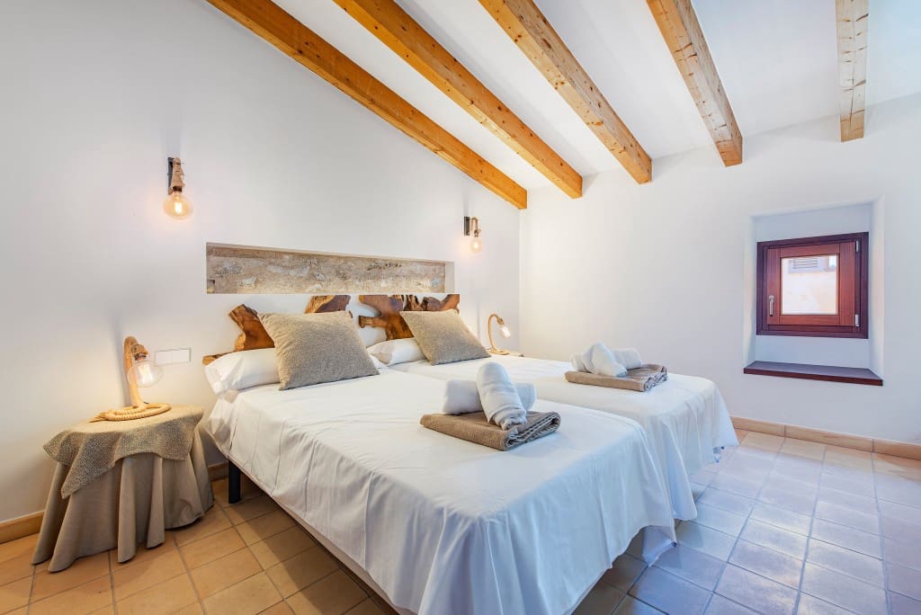 5 soveværelse Villa til salg i Arta med swimmingpool garage - € 1.580.000 (Ref: 9142322)