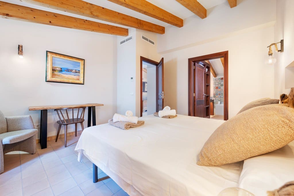 5 soveværelse Villa til salg i Arta med swimmingpool garage - € 1.580.000 (Ref: 9142322)