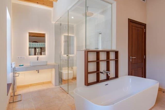 5 soveværelse Villa til salg i Artà med swimmingpool garage - € 1.580.000 (Ref: 9142322)