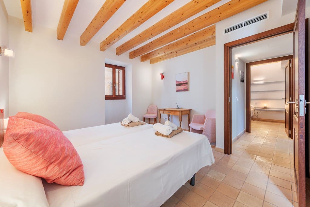 5 soveværelse Villa til salg i Arta med swimmingpool garage - € 1.580.000 (Ref: 9142322)