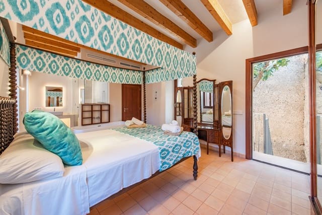 5 soveværelse Villa til salg i Artà med swimmingpool garage - € 1.580.000 (Ref: 9142322)