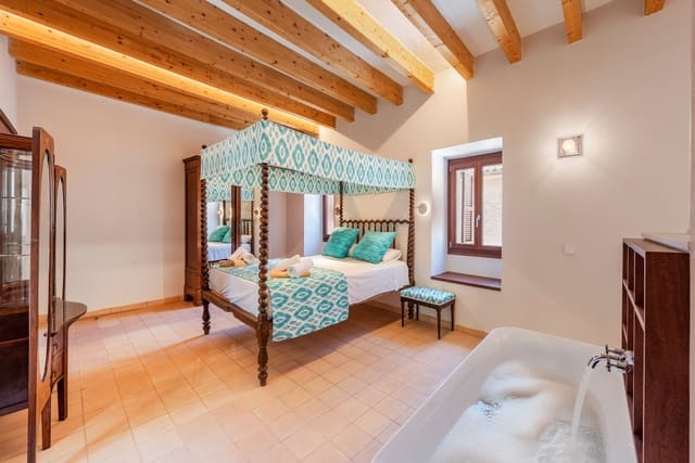 5 soveværelse Villa til salg i Artà med swimmingpool garage - € 1.580.000 (Ref: 9142322)