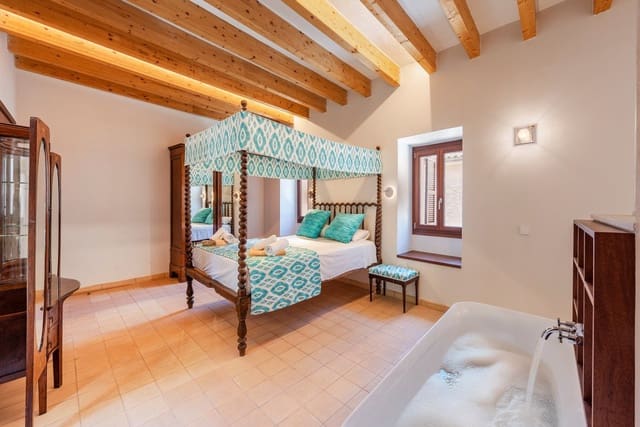 5 slaapkamer Villa te koop in Artà met zwembad garage - € 1.530.000 (Ref: 9142322)