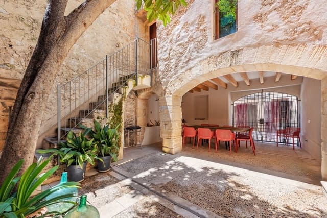 5 slaapkamer Villa te koop in Artà met zwembad garage - € 1.530.000 (Ref: 9142322)