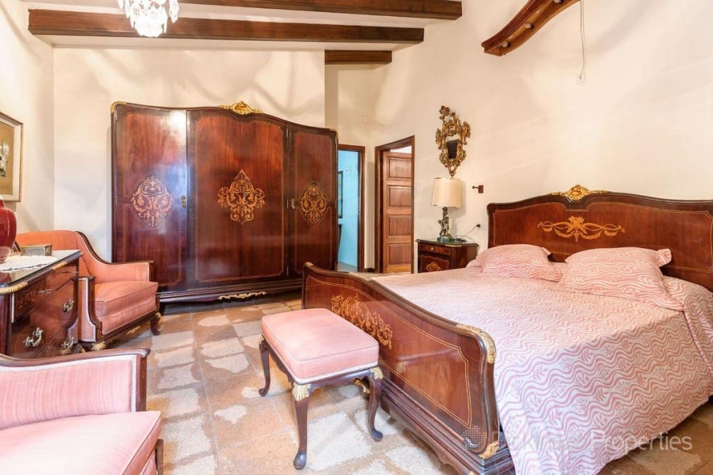 6 soveværelse Finca/Landehus til salg i Pollensa / Pollenca med swimmingpool garage - € 3.500.000 (Ref: 9192187)