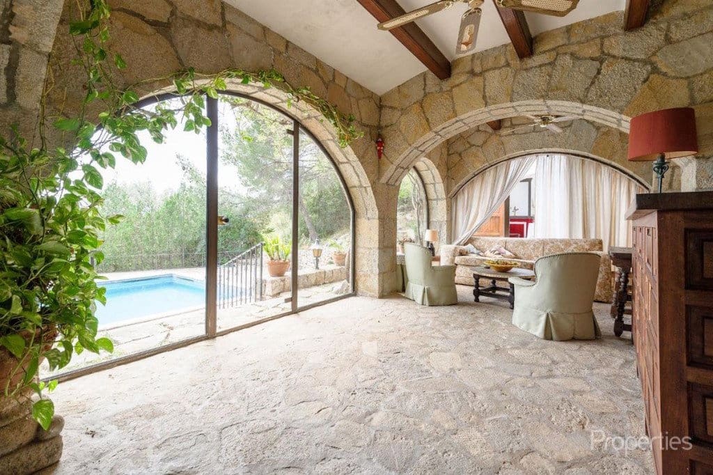 6 soveværelse Finca/Landehus til salg i Pollensa / Pollenca med swimmingpool garage - € 3.500.000 (Ref: 9192187)