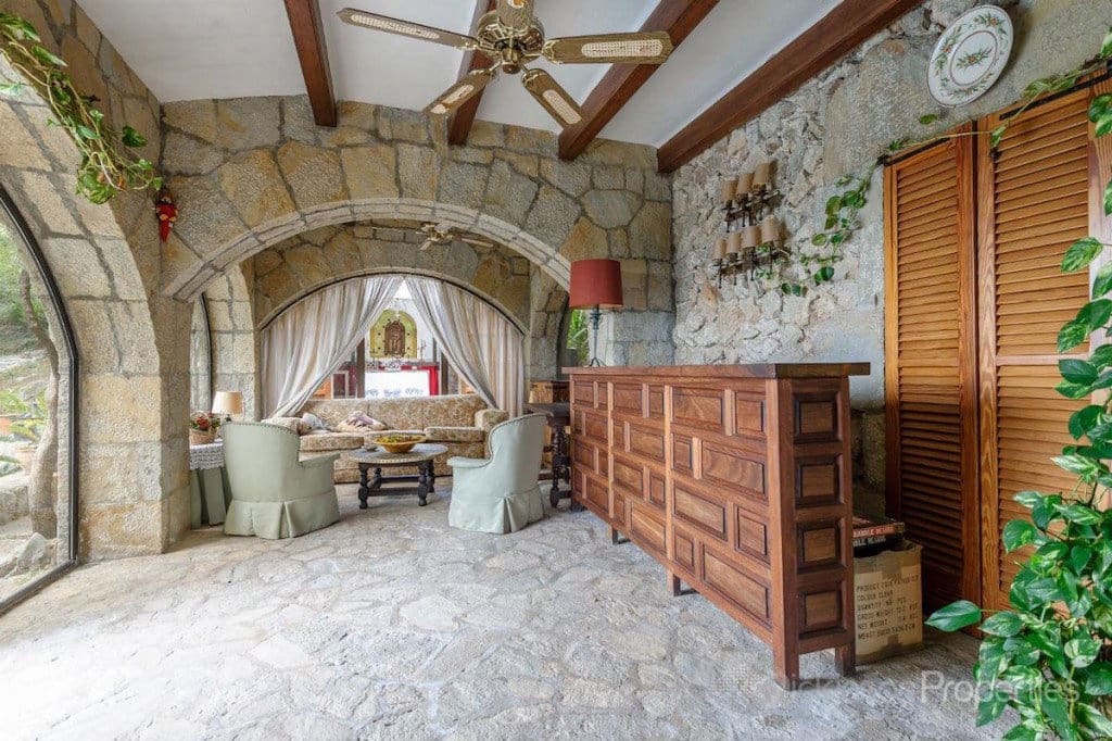 6 soveværelse Finca/Landehus til salg i Pollensa / Pollenca med swimmingpool garage - € 3.500.000 (Ref: 9192187)
