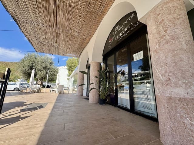 Erhverv til salg i Port de Pollença, Pollensa / Pollença med garage - € 790.000 (Ref: 9200602)