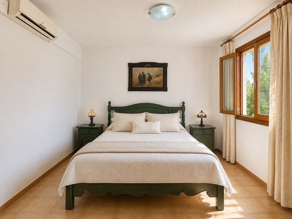 2 bedroom Villa for sale in Santa Margalida with garage - € 600,000 (Ref: 9208417)