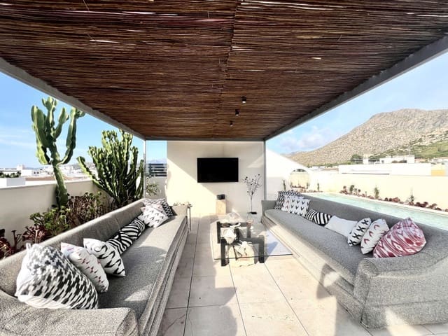 4 soveværelse Penthouse til salg i Port de Pollença, Pollensa / Pollença med swimmingpool garage - € 2.300.000 (Ref: 9228671)