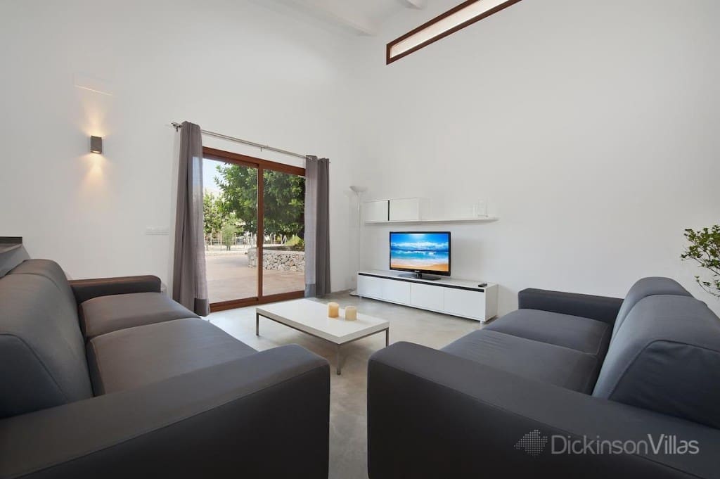 3 bedroom Villa for sale in Pollensa / Pollenca with pool - € 950,000 (Ref: 9264305)