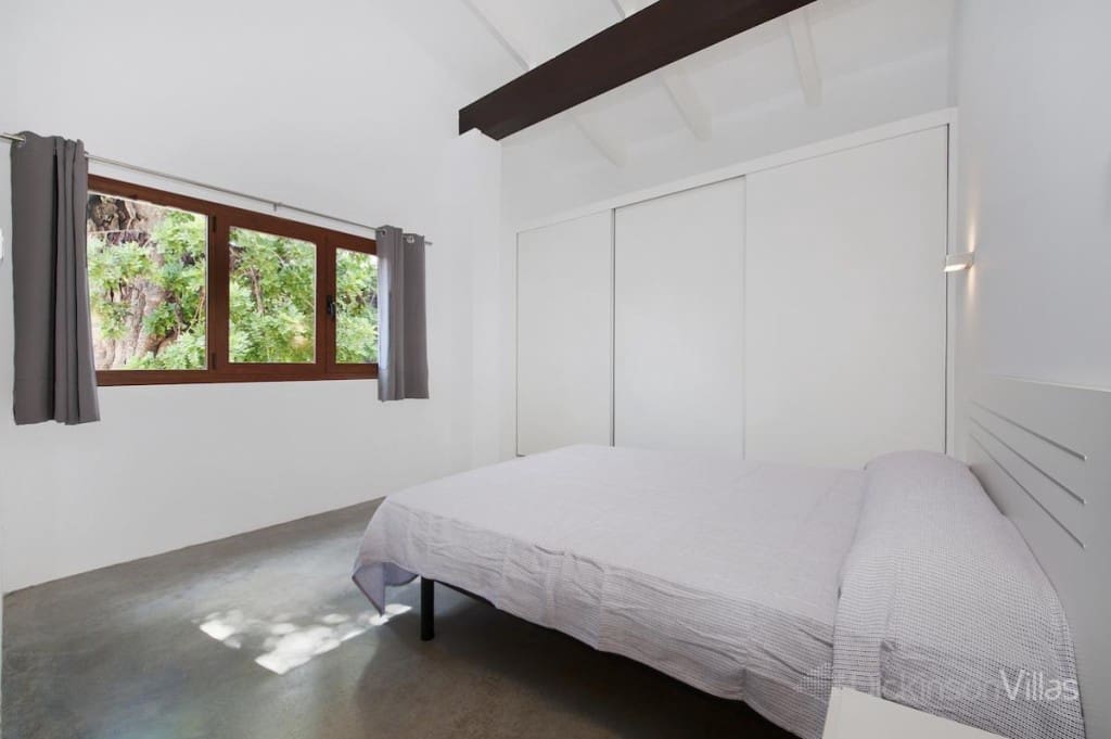 3 bedroom Villa for sale in Pollensa / Pollenca with pool - € 950,000 (Ref: 9264305)