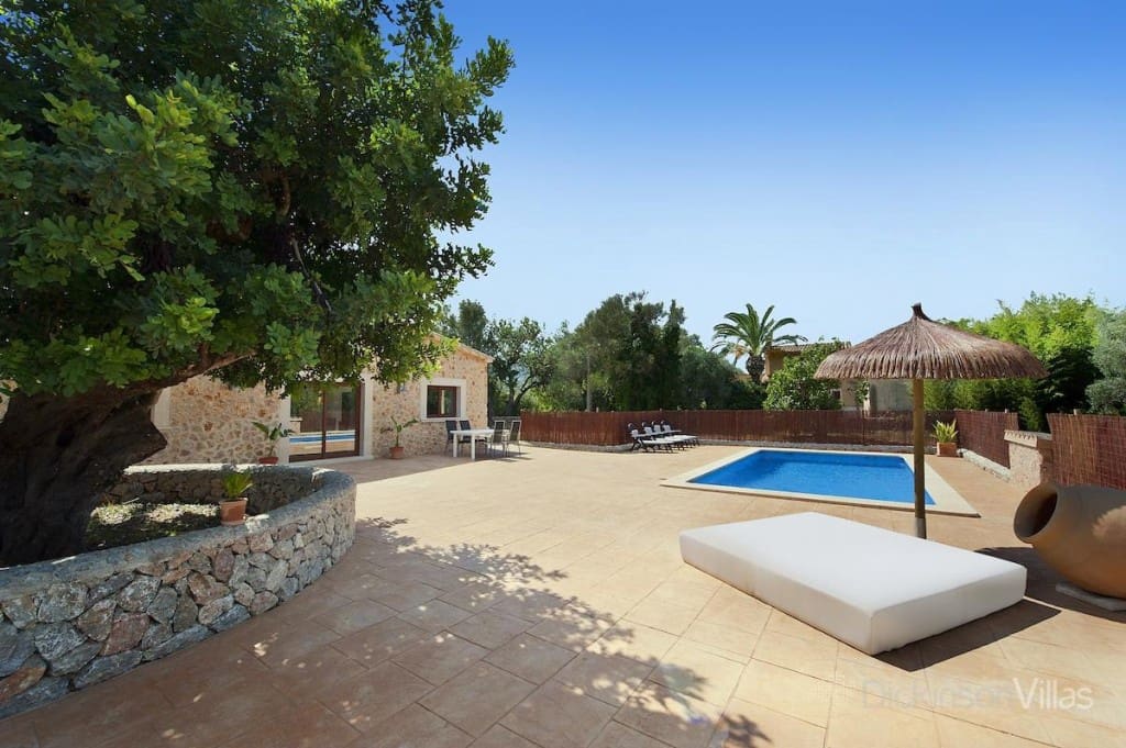 3 bedroom Villa for sale in Pollensa / Pollenca with pool - € 950,000 (Ref: 9264305)