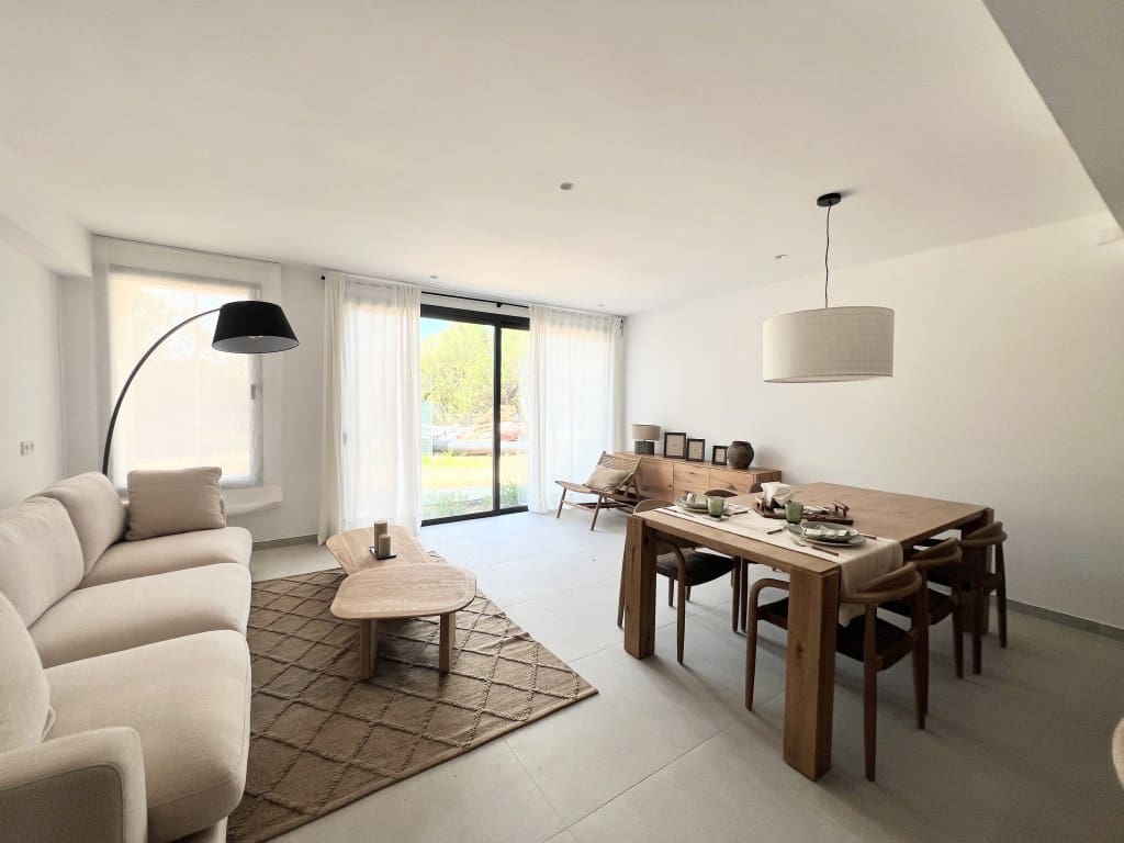 3 soverom Leilighet til salgs i Puerto de Alcudia med svømmebasseng garasje - € 840 000 (Ref: 9269569)