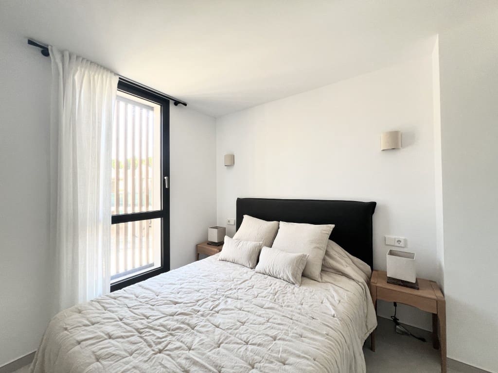 3 bedroom Apartment for sale in Puerto de Alcudia with pool garage - € 690,000 (Ref: 9269570)