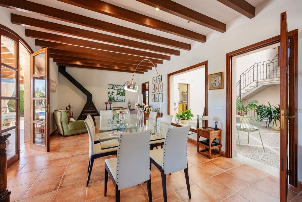 4 chambre Villa/Maison à vendre à Lloseta avec piscine garage - 2 500 000 € (Ref: 9353439)