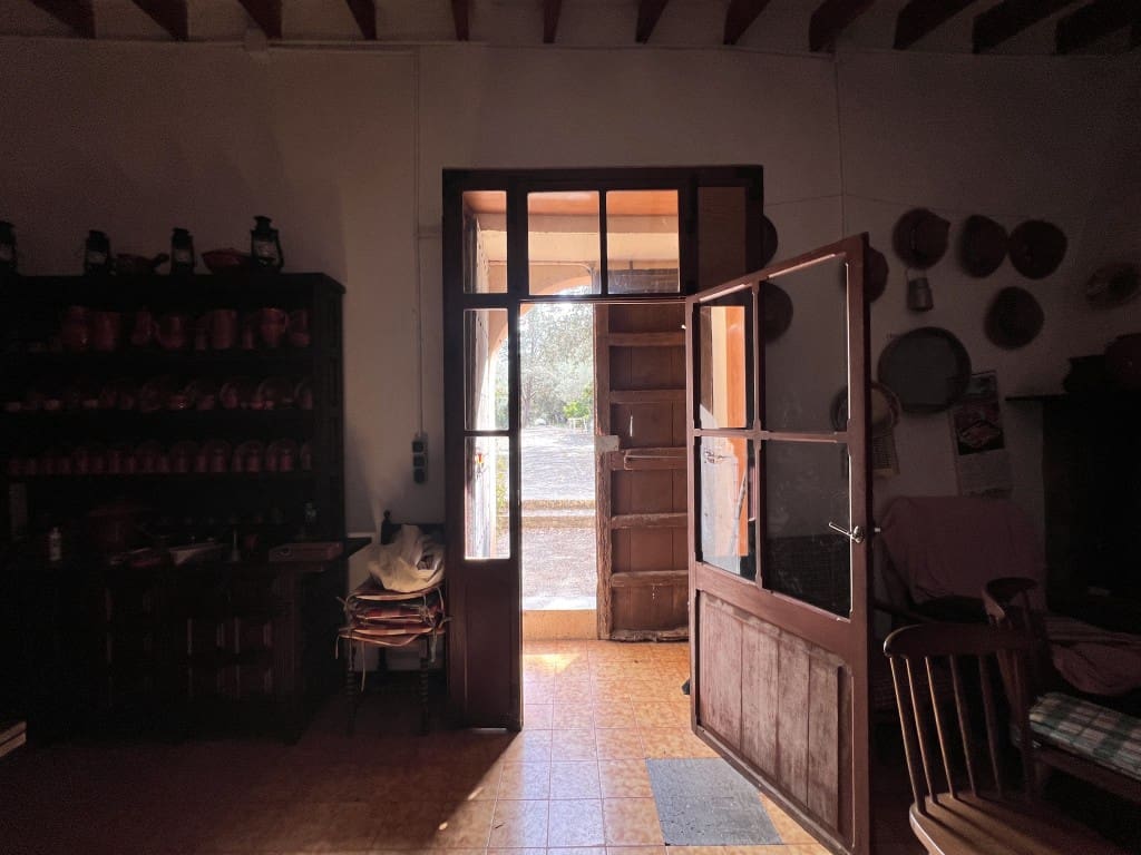 3 bedroom Villa for sale in Costitx with pool garage - € 670,000 (Ref: 9382499)