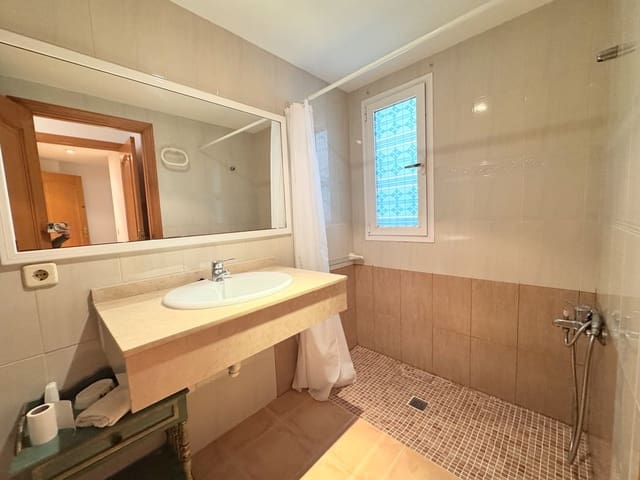 3 bedroom Apartment for sale in Port de Pollença, Pollensa / Pollença - € 395,000 (Ref: 9400789)