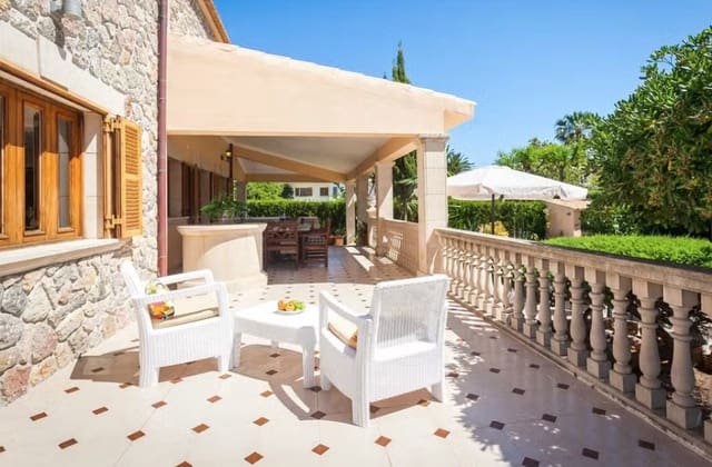 4 soveværelse Villa til salg i Port de Pollença, Pollensa / Pollença med swimmingpool - € 2.200.000 (Ref: 9413810)