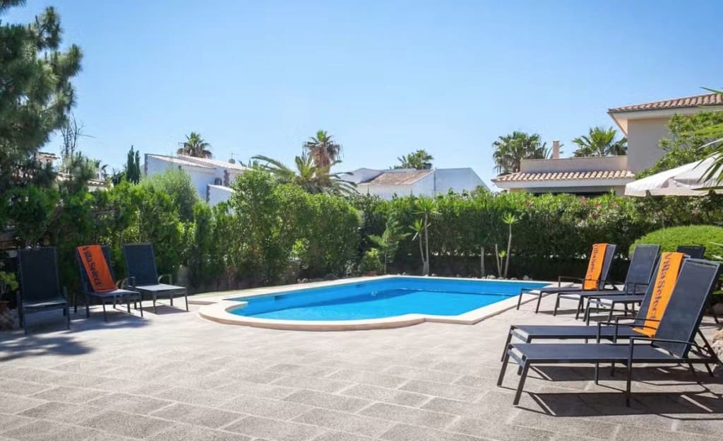 4 slaapkamer Villa te koop in Pollensa / Pollenca met zwembad - € 2.200.000 (Ref: 9413810)