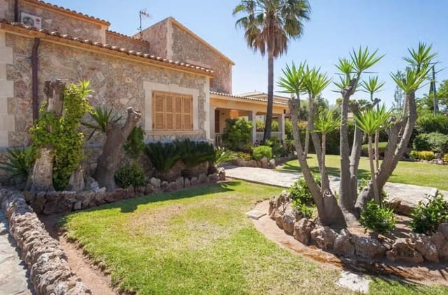 Chalet de 4 habitaciones en Port de Pollença, Pollensa / Pollença en venta con piscina - 2.200.000 € (Ref: 9413810)
