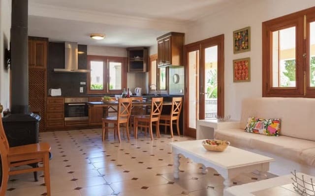 4 makuuhuone Huvila myytävänä paikassa Port de Pollença, Pollensa / Pollença mukana uima-altaan - 2 200 000 € (Ref: 9413810)