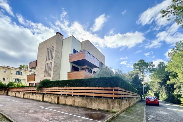 3 soverom Leilighet til salgs i Port de Pollença, Pollensa / Pollença med svømmebasseng garasje - € 650 000 (Ref: 9415597)