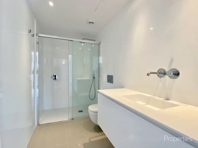 3 bedroom Apartment for sale in Puerto de Alcudia, Alcúdia - € 650,000 (Ref: 9481921)