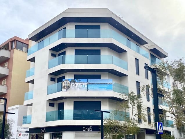 3 bedroom Apartment for sale in Puerto de Alcudia, Alcúdia - € 650,000 (Ref: 9481921)